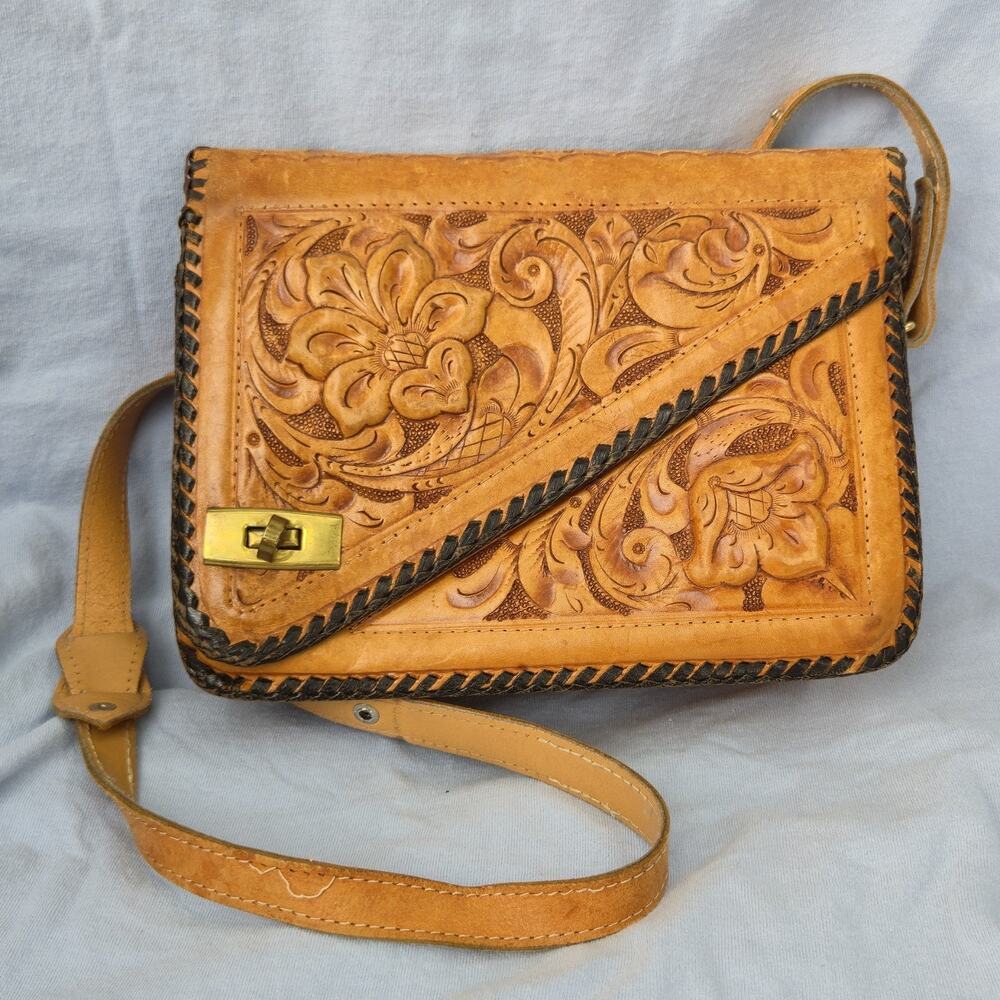 Vintage Curiosidades Mexicanas de Monterrey Hand Tooled Leather Bag Aztec Sun